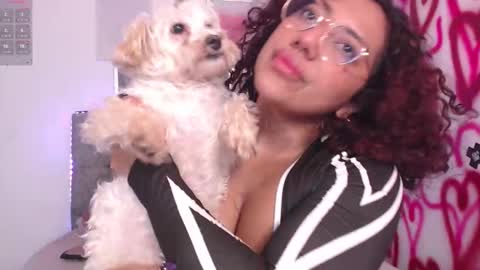 Luana grey1 on ig online show from 02-28-25, 09:04