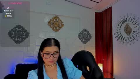 Snapshot of luanabonasx chatting on 02-25-25, 02:22 Luana online show from 02-25-25, 02:22