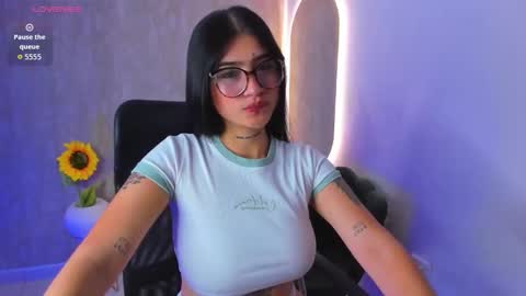 Snapshot of luanabonasx chatting on 10-16-25, 12:06 Luana online show from 10-16-25, 12:06
