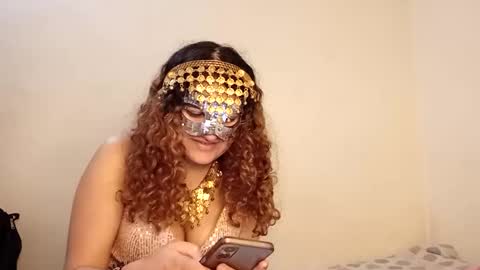 Snapshot of luanapowerful chatting on 10-13-25, 04:40 luanapowerful online show from 10-13-25, 04:40