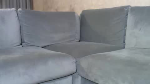 Snapshot of luanaxdess chatting on 12-20-25, 12:29 Luana Dess online show from 12-20-25, 12:29