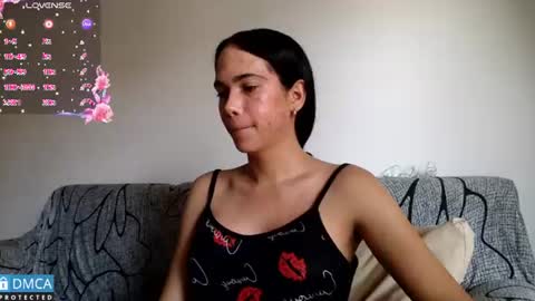 luara_ online show from 07-22-26, 12:30