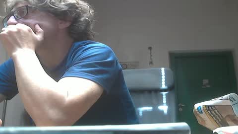 Snapshot of luca78_78 chatting on 05-23-26, 08:18 luca78 online show from 05-23-26, 08:18