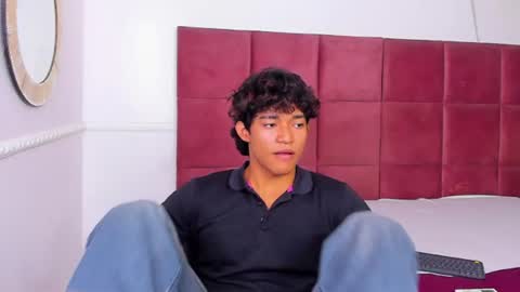Snapshot of luca_mashle chatting on 06-15-26, 02:47 luca_mashle online show from 06-15-26, 02:47