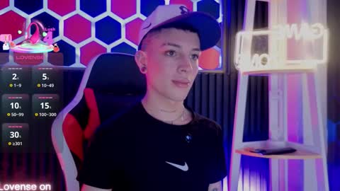 Snapshot of luca_prince_ chatting on 03-14-26, 09:20 Luca online show from 03-14-26, 09:20