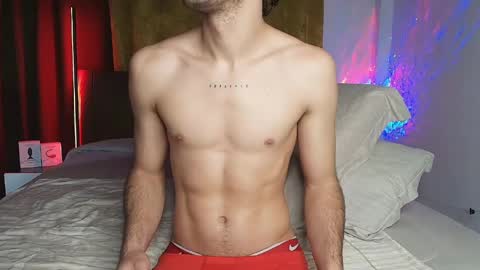 Luca Ferrer online show from 04-16-26, 06:03