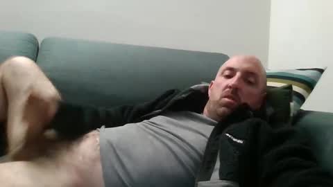 Snapshot of lucabeech88 chatting on 11-21-25, 07:34 Luca online show from 11-21-25, 07:34