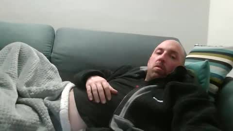 Snapshot of lucabeech88 chatting on 01-11-26, 06:46 Luca online show from 01-11-26, 06:46