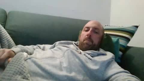 Snapshot of lucabeech88 chatting on 01-15-26, 08:01 Luca online show from 01-15-26, 08:01