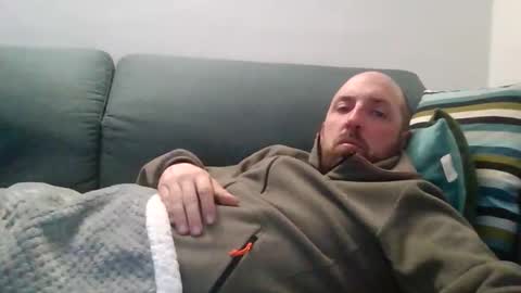 Snapshot of lucabeech88 chatting on 01-17-26, 06:55 Luca online show from 01-17-26, 06:55