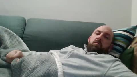 Snapshot of lucabeech88 chatting on 02-15-26, 05:31 Luca online show from 02-15-26, 05:31