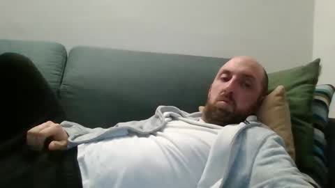 Snapshot of lucabeech88 chatting on 03-02-26, 07:10 Luca online show from 03-02-26, 07:10