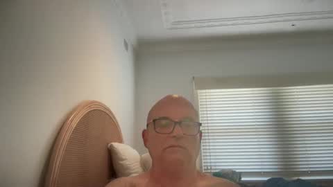 lucas10004 online show from 01-24-25, 03:32
