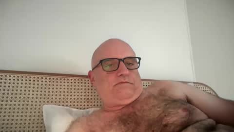 lucas10004 online show from 10-06-25, 05:38