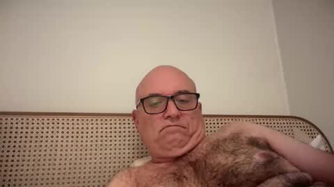 lucas10004 online show from 10-20-25, 12:05