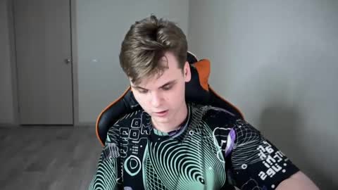 Lucas Gill online show from 12-26-24, 04:58