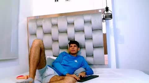 Snapshot of lucas_dream chatting on 06-15-26, 11:45 lucas_dream online show from 06-15-26, 11:45