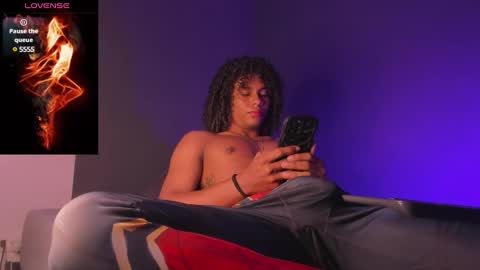 Snapshot of lucas_eevans07 chatting on 02-28-25, 07:35 online show from 02-28-25, 07:35