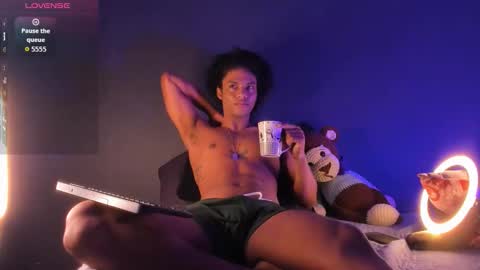 Snapshot of lucas_eevans07 chatting on 09-11-25, 10:59 online show from 09-11-25, 10:59
