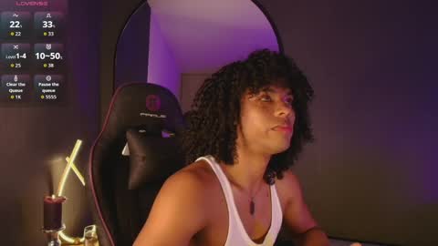 Snapshot of lucas_eevans07 chatting on 05-19-26, 04:02 online show from 05-19-26, 04:02