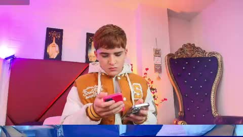 Lucas lovee online show from 04-19-26, 01:43