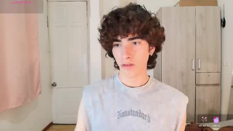 Snapshot of lucas_xo chatting on 11-21-25, 03:38 lucas_xo online show from 11-21-25, 03:38