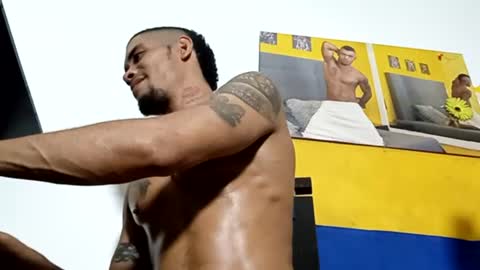 Snapshot of lucascastrohot chatting on 07-24-26, 04:05 Daniel online show from 07-24-26, 04:05
