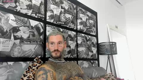 lucasexclusive online show from 02-12-25, 04:23