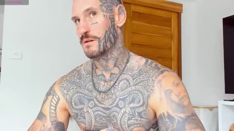 lucasexclusive online show from 10-17-25, 07:11