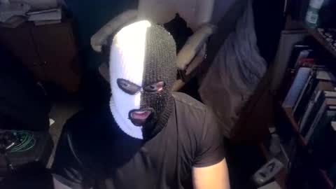 Snapshot of luchahor chatting on 09-23-25, 09:51 luchahor online show from 09-23-25, 09:51