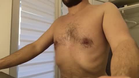 Snapshot of luchas91 chatting on 02-19-26, 04:03 luchas91 online show from 02-19-26, 04:03