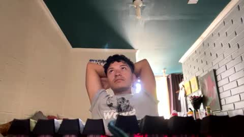 Felipe online show from 03-05-25, 02:12