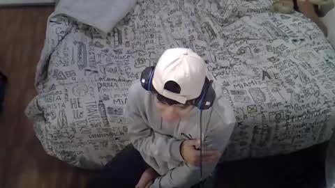 Snapshot of luchosaando chatting on 05-24-26, 12:26 Felipe online show from 05-24-26, 12:26