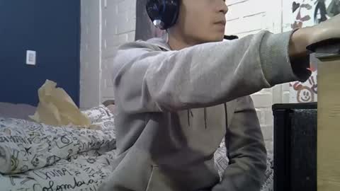 Snapshot of luchosaando chatting on 05-25-26, 04:07 Felipe online show from 05-25-26, 04:07