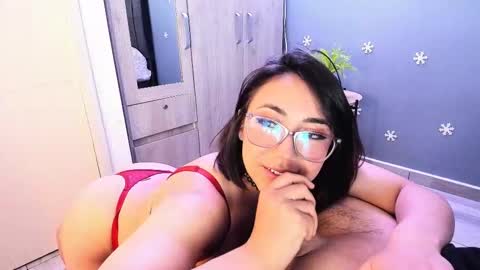 Luci y Fer online show from 02-22-25, 01:44