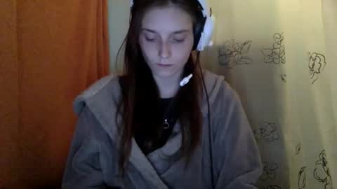 Luci Layne online show from 04-30-26, 11:09