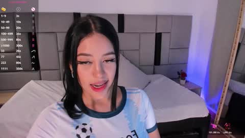 Snapshot of luci_naughty_ chatting on 12-16-25, 04:17 Luciana Rest time I will return on December 2. online show from 12-16-25, 04:17