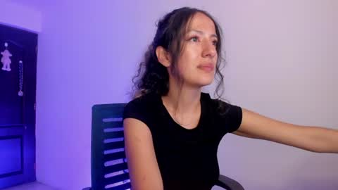 Lucia online show from 07-10-26, 01:43