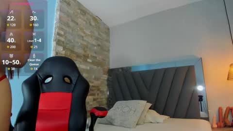 L u c i a  online show from 04-30-26, 08:48