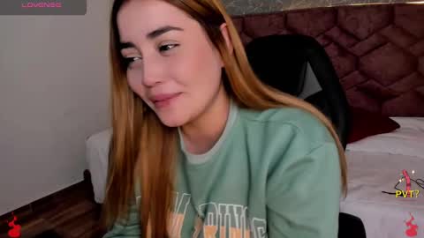 lucia star  online show from 12-13-24, 09:41