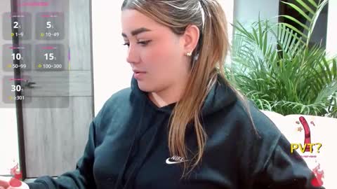 lucia star  online show from 11-07-25, 02:33