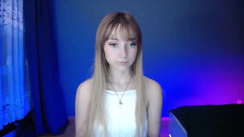 Snapshot of luciacam20 chatting on 03-01-25, 07:26 Lucy online show from 03-01-25, 07:26