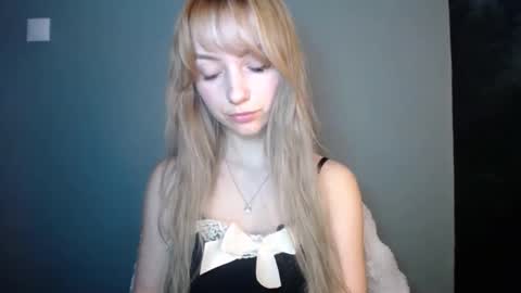 Snapshot of luciacam20 chatting on 01-16-26, 07:18 Lucy online show from 01-16-26, 07:18