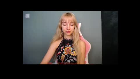 Lucy online show from 04-29-26, 07:01