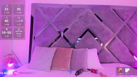 Lucia Gray online show from 04-30-26, 12:50