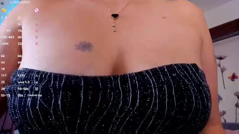 Lucia  online show from 10-02-25, 07:43