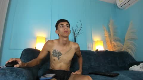 Pirulo online show from 10-25-25, 04:31