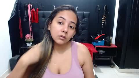 Snapshot of luciana_di chatting on 03-30-26, 11:17 Luciana Di online show from 03-30-26, 11:17