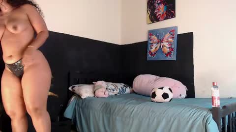 Snapshot of luciana_keating chatting on 07-24-26, 08:01 luciana online show from 07-24-26, 08:01