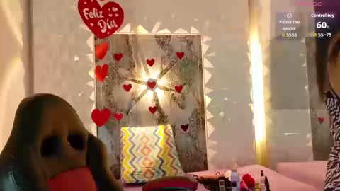 Snapshot of luciana_ramirez__ chatting on 09-16-25, 10:00 luciana_ramirez__ online show from 09-16-25, 10:00